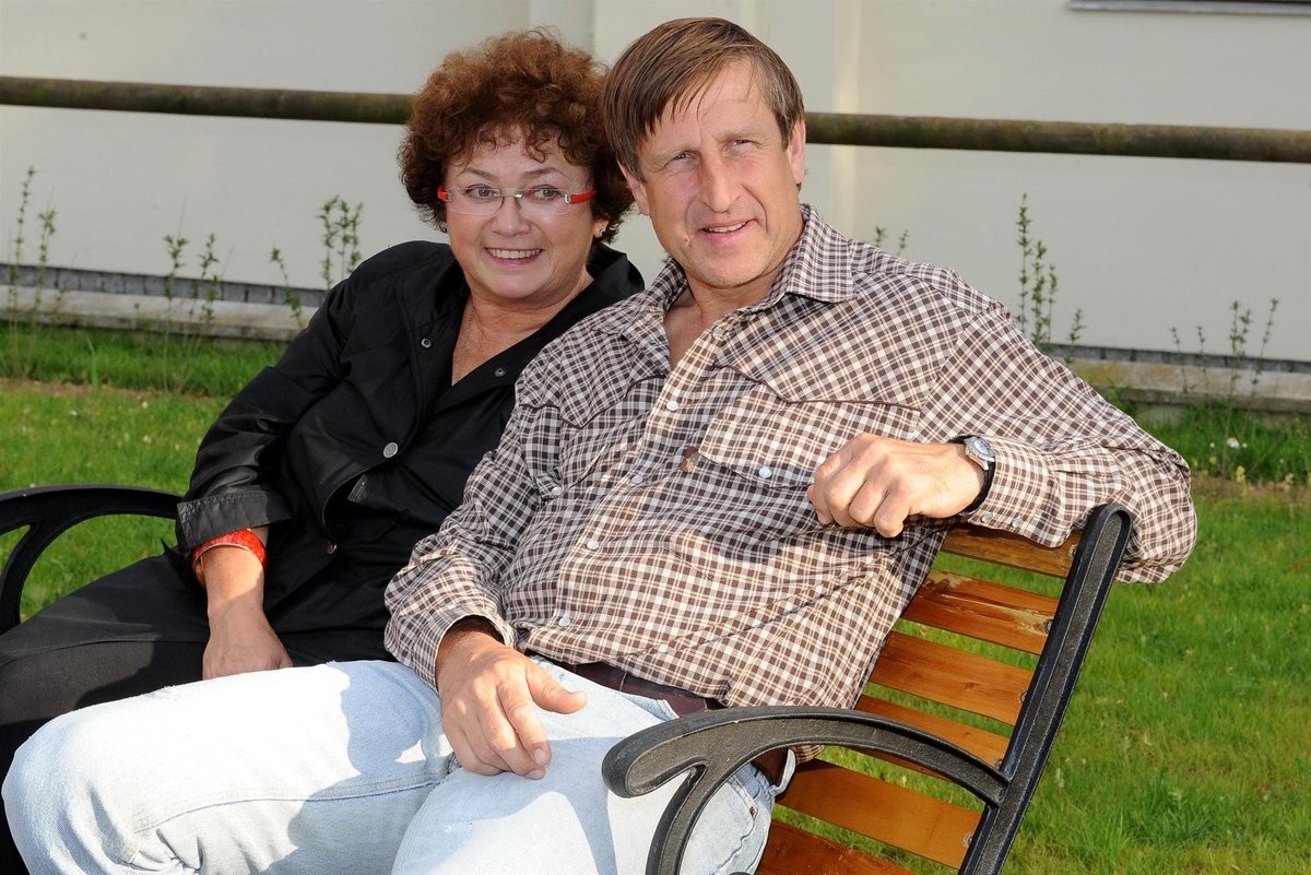 S manželom Václavom Vydrom.